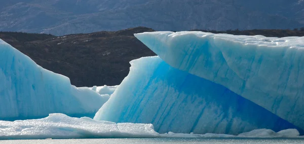 Blue ices of  glacier — Stock Photo, Image