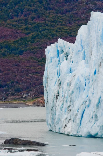 Blå ices av glaciären — Stockfoto