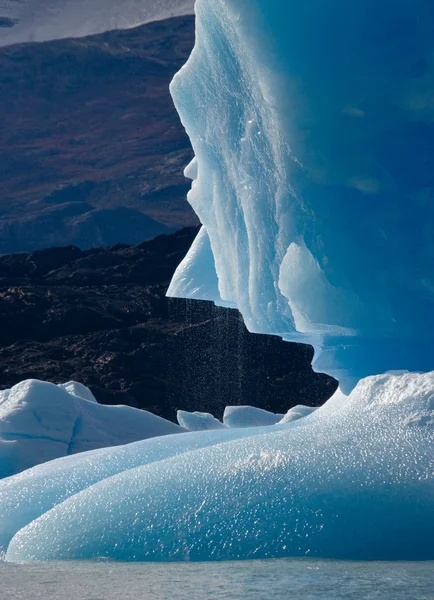 Modré ices ledovec — Stock fotografie