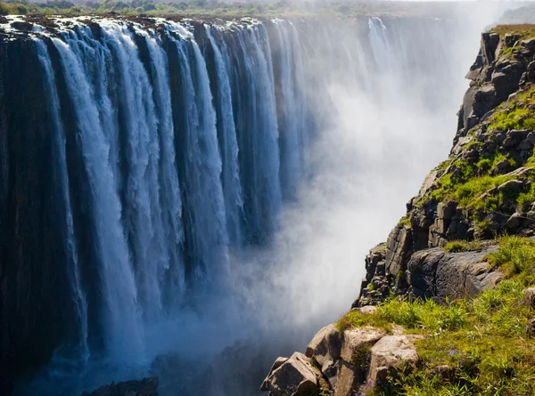 Visa Victoria Falls från grunden. — Stockfoto