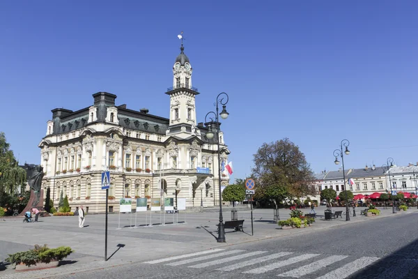 Ratusz w centrum Nowego Sącza, Polska — Zdjęcie stockowe