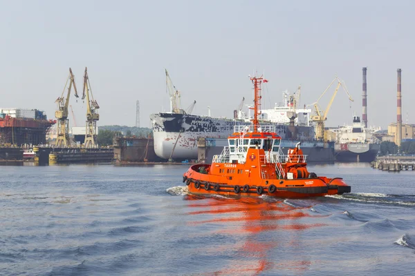 Tugboat at the Port of Gdansk, Poland — Stock Photo, Image