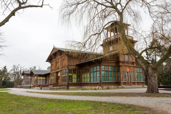 La storica sala pompe di Ciechocinek, Polonia — Foto Stock