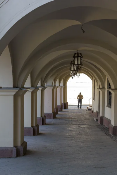 Переход на другую сторону — стоковое фото