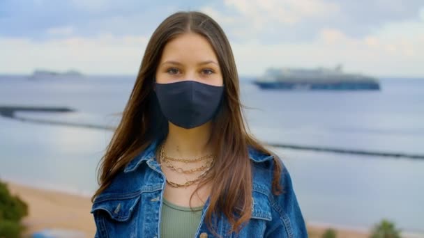 Vakcinační Pas Koncept Bezpečného Pobytu Místní Cestování Normální Mladá Dívka — Stock video