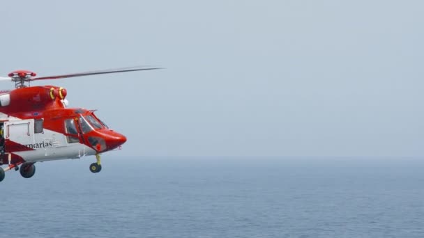 Tenerife Canary Islands Atlantic Ocean Spain May 2020 Рятувальний Вертоліт — стокове відео