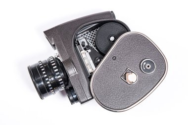 Klasik film kamerası beyaza izole edildi