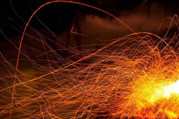 Ігристе червоне полум'я як абстрактний вогняний фон — стокове фото