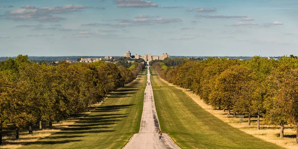 Lange Wandeling Naar Windsor Castle — Stockfoto