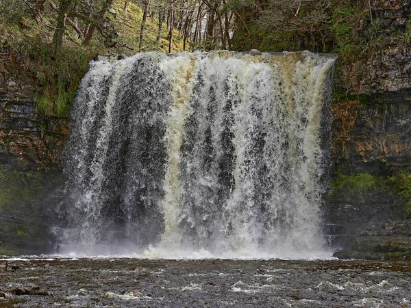 Sgwd Elra瀑布 Sgwd Elra Waterfall Ystradfellte附近四次瀑布漫步的一部分 — 图库照片