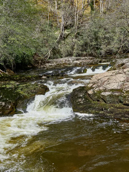 Der Sgwa Isaf Clun Gwyn Wasserfall Teil Des Four Waterfalls — Stockfoto