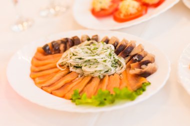 lüks Ziyafet masada şarap için farklı lezzetli aperatifler