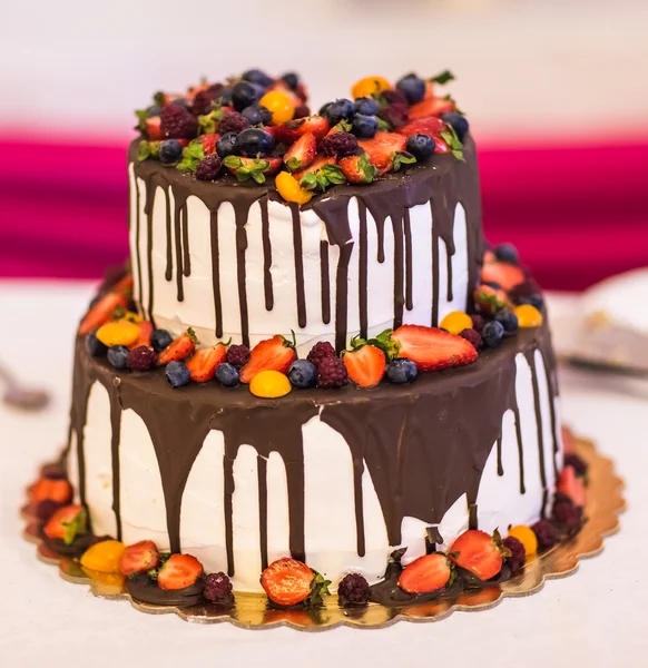 Pastel de boda de chocolate — Foto de Stock