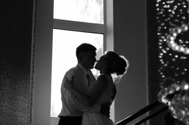 siluet çift öpüşme