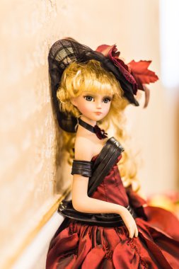 Seramik eski dolly