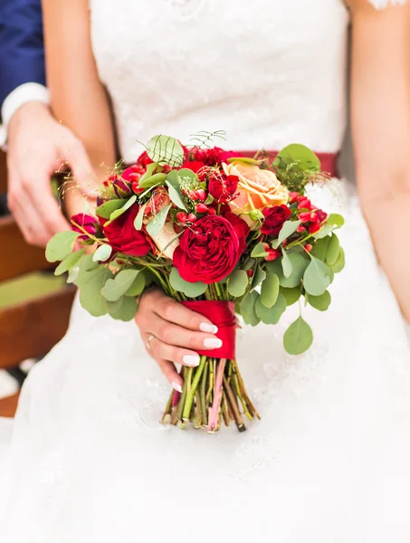 Brautstrauß aus Blumen — Stockfoto