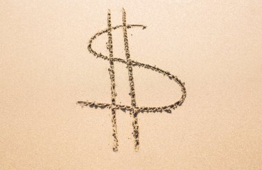 dolar işareti sahilde