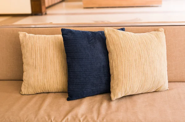 Dekoratif yastık doğal kumaş — Stok fotoğraf