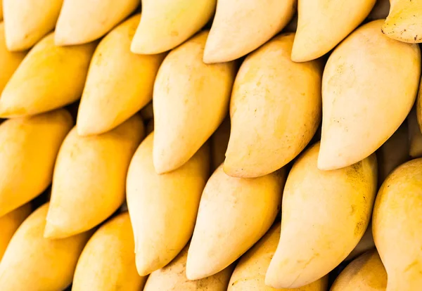 Mango amarillo fresco — Foto de Stock