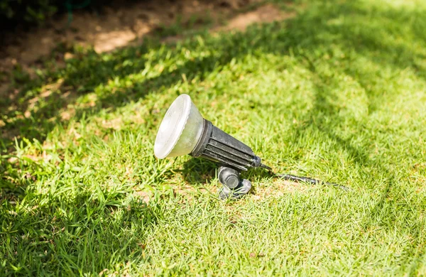 Solární zahradní lampa — Stock fotografie