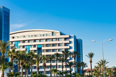 Modern antalia binada