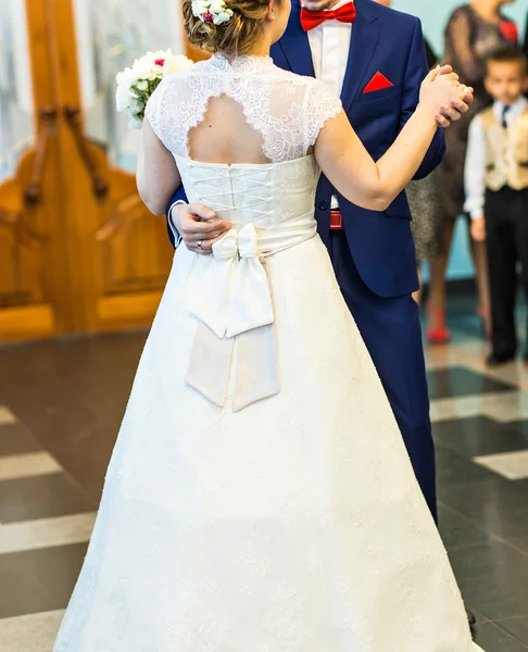 Apenas casal dançando — Fotografia de Stock