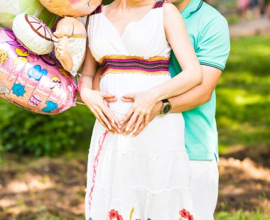 hamile kadın ve kocası Park