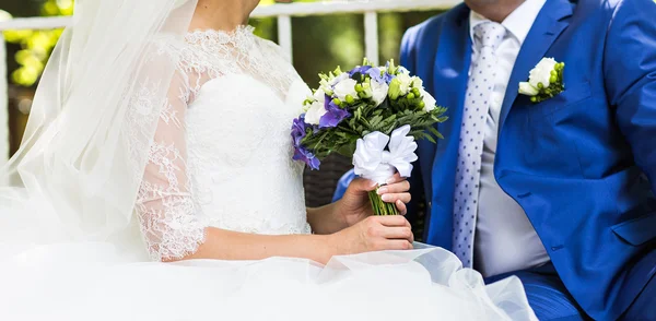 幸せな花嫁と花婿 — ストック写真