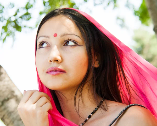 Retrato de una joven india — Foto de Stock