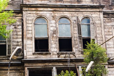 Istanbul, Türkiye'nin tarihi kısmında yıkık ev