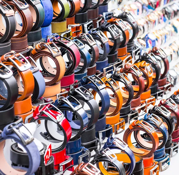 Auswahl gefälschter Uhren in Istanbul — Stockfoto