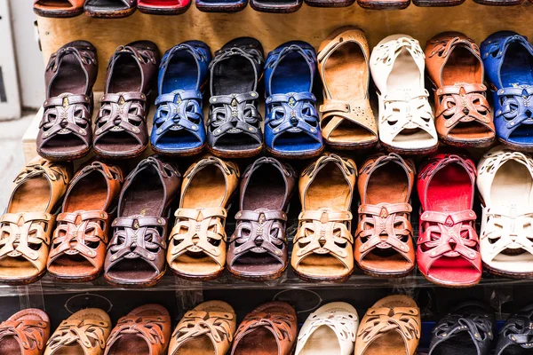 Sandalias de colores en Estambul — Foto de Stock