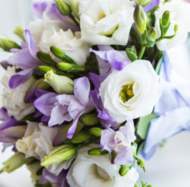 Düğün buketini kapat.