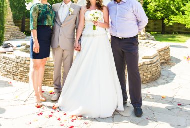 Gelin ve damat ve Konuklar