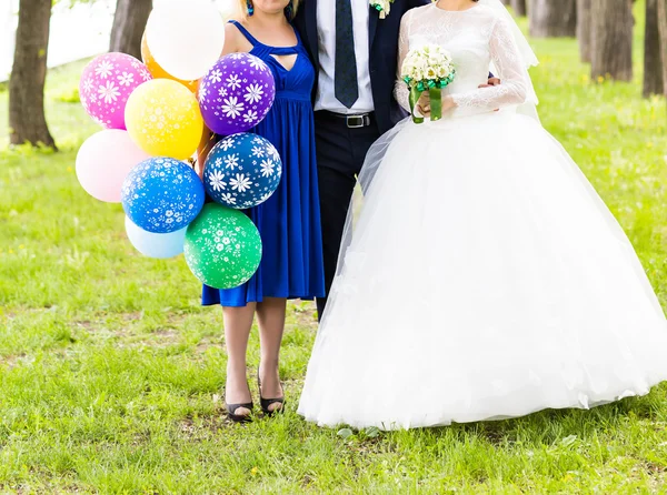 The bride and groom, and guests — Stock Photo, Image