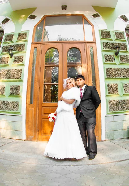 Casamento bonito, marido e mulher, amantes homem mulher, noiva e noivo — Fotografia de Stock