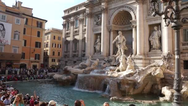 Trevi-Brunnen in Rom — Stockvideo