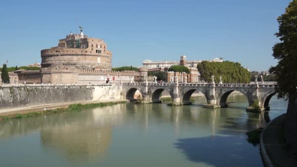 Roma'da Pont Sant'Angelo Köprüsü — Stok video