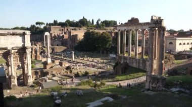 Roma Forumunun Harabeleri