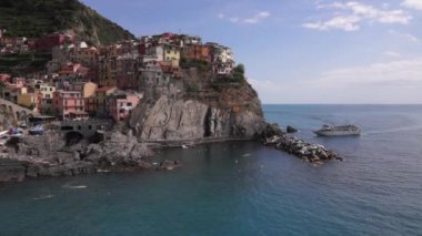 Sahneleri Manarola şehrin