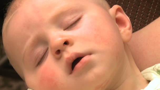 Sleeping infant 2 8 — Stock Video