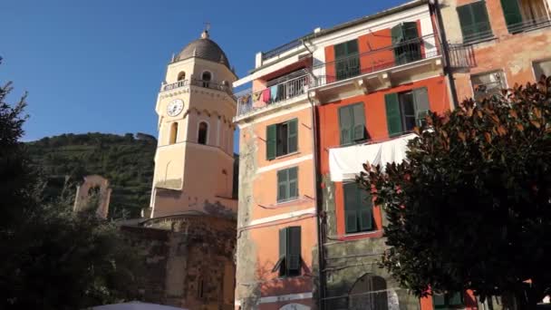 Vernazza θέα στην πόλη — Αρχείο Βίντεο