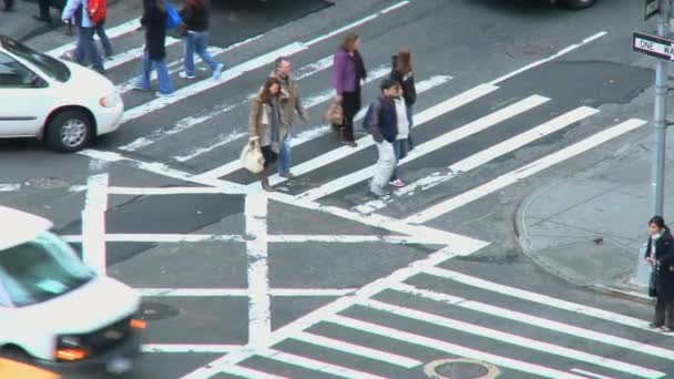 Трафік в Нью-Йорку на ранок — стокове відео