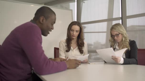 Una escena de una reunión de negocios — Vídeos de Stock