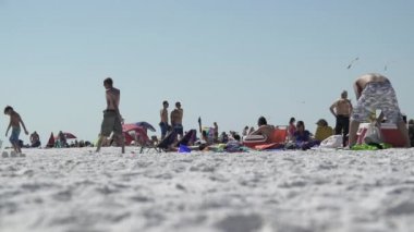 Tipik bir Florida plaj sahnesinde