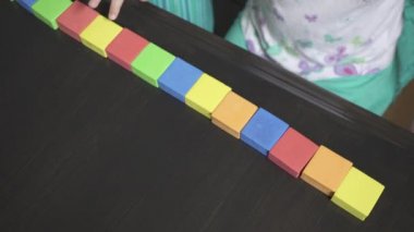 Childs'ın eğitim ortalama günde bir sahne