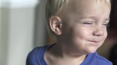 Bir çocuğun ortalama günde bir sahne