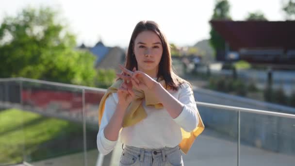 Deaf woman showing with fingers hashtag Me too — Stock Video