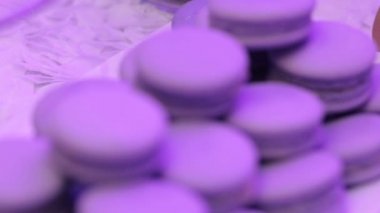 Mor Fransız macaron