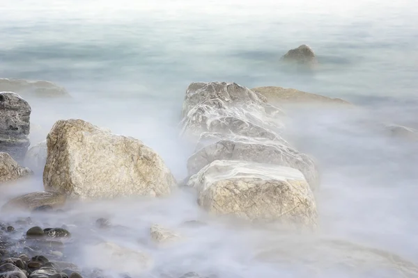 Przybrzeżne skały — Zdjęcie stockowe